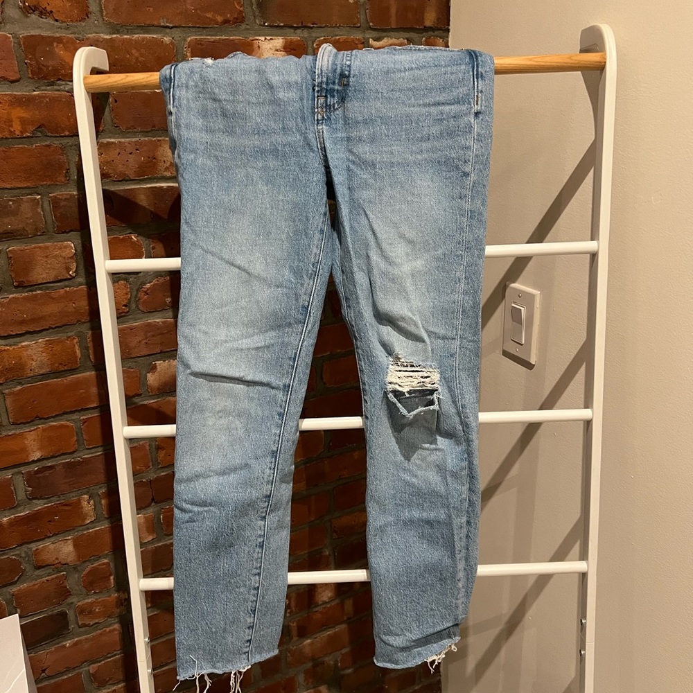 MADEWELL PERFECT VINTAGE DISTRESSED RAW HEM LIGHT WASH BLUE JEANS